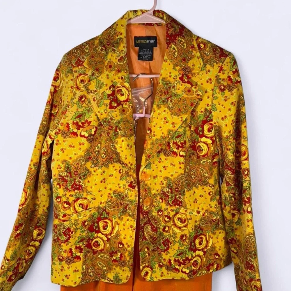 Metrostyle 2 Piece Set Floral Blazer Pants 70s Inspired Suit Size 8